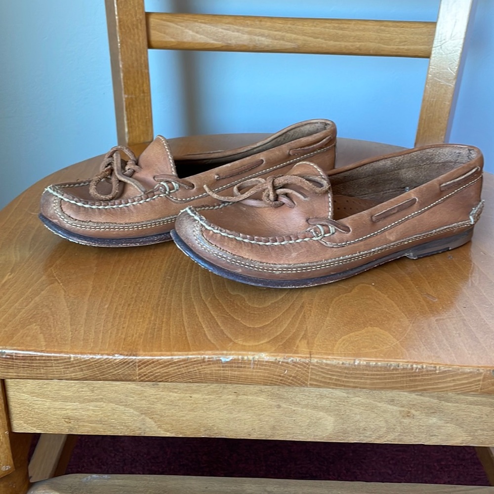 Vintage Cole Haan Country loafers.